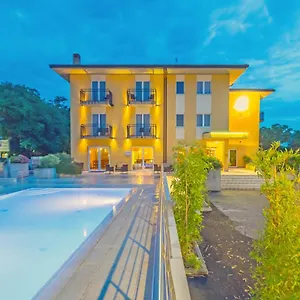 3* Hotel Nuova Barcaccia