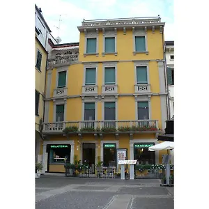 Apartment All'orologio, Peschiera del Garda